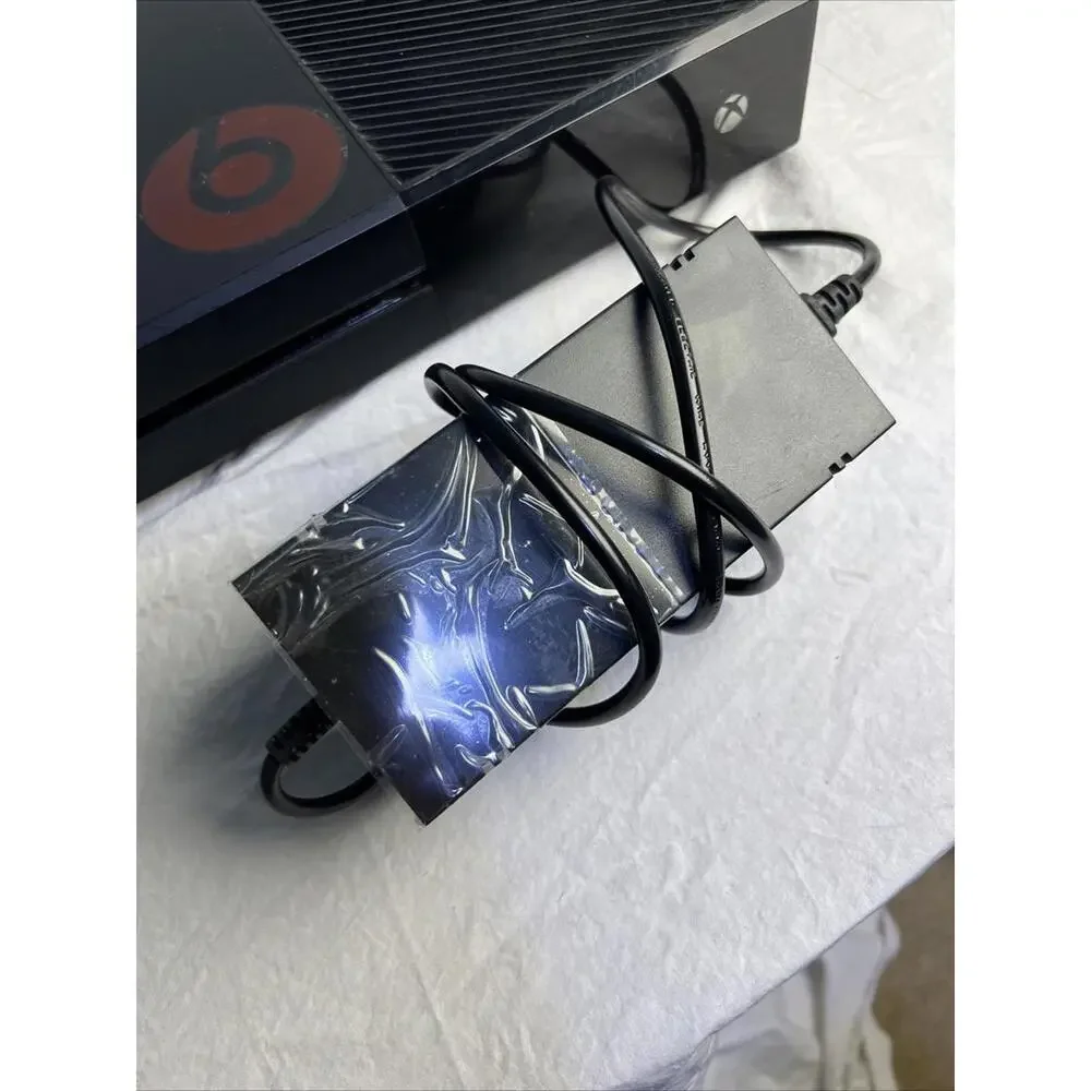 Microsoft Xbox One 500gb Home Console - Black +3 Games & Controller